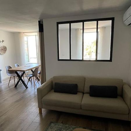 Tres Bel Appartement, Port Sanary, Esterno foto
